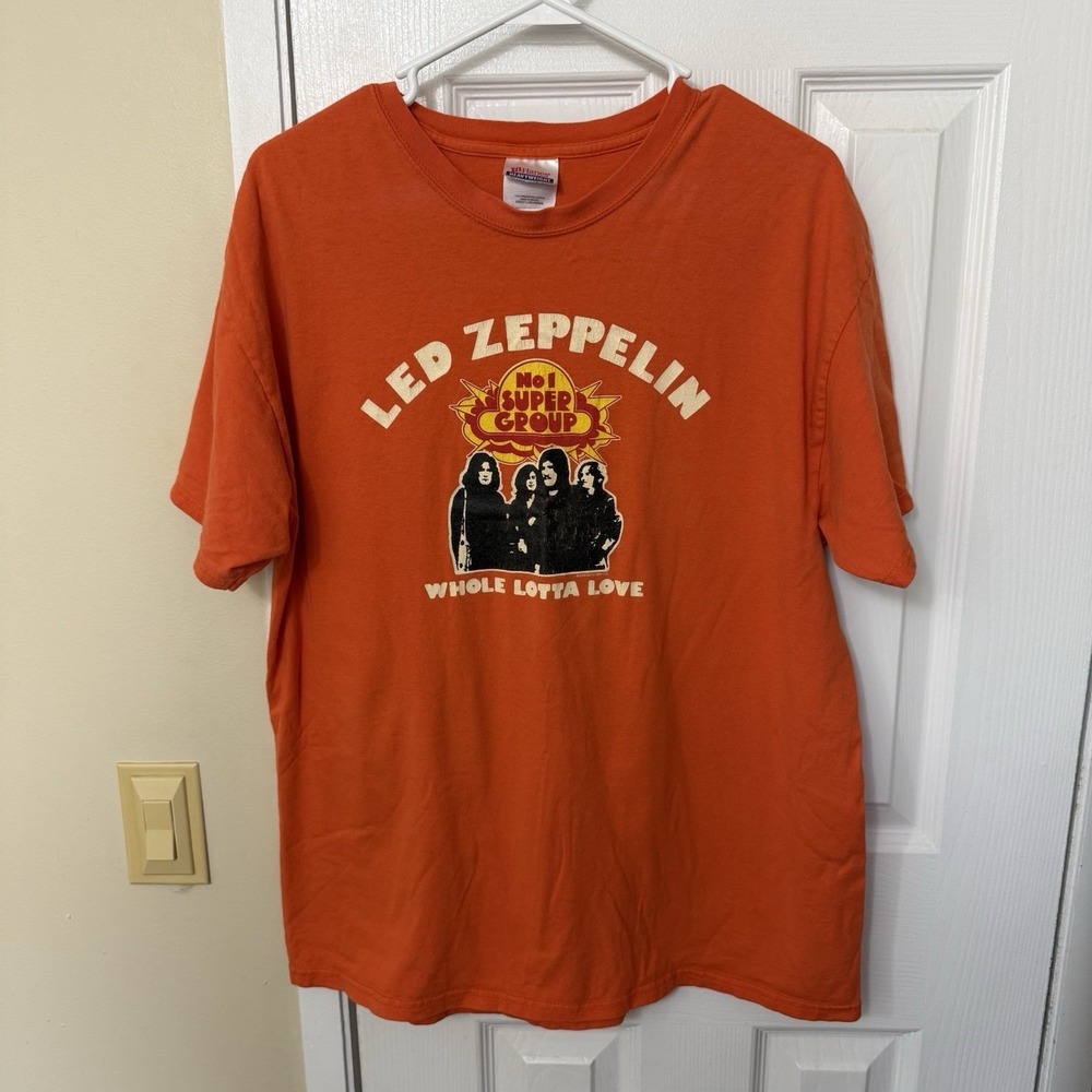 Led Zeppelin "Whole Lotta Love" 90's Y2K Graphic T-Shirt Size L Concert Tour